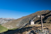 la chapelle de clausis et vue sur aigue blanche