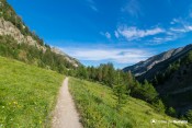 sentier longe torrent en direction collet peillane
