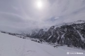 valllee de la blanche sous ciel neigeux