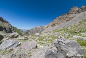 vallon selette cairn rocher sentier col houerts