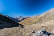 Vue sur le vallon du col Lacroix