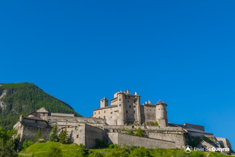 Fort Queyras, Chateau Fort Dauphinois du XIIième siècle