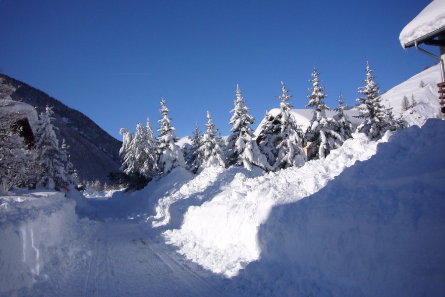 Qu'est ce que le phénomène de Retour d'Est en Queyras ?