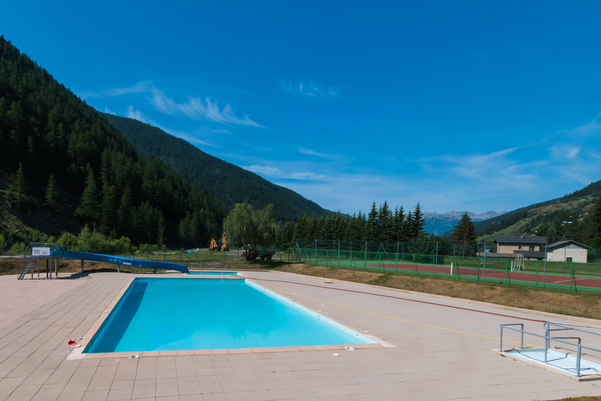Piscine Aiguilles été 2026
